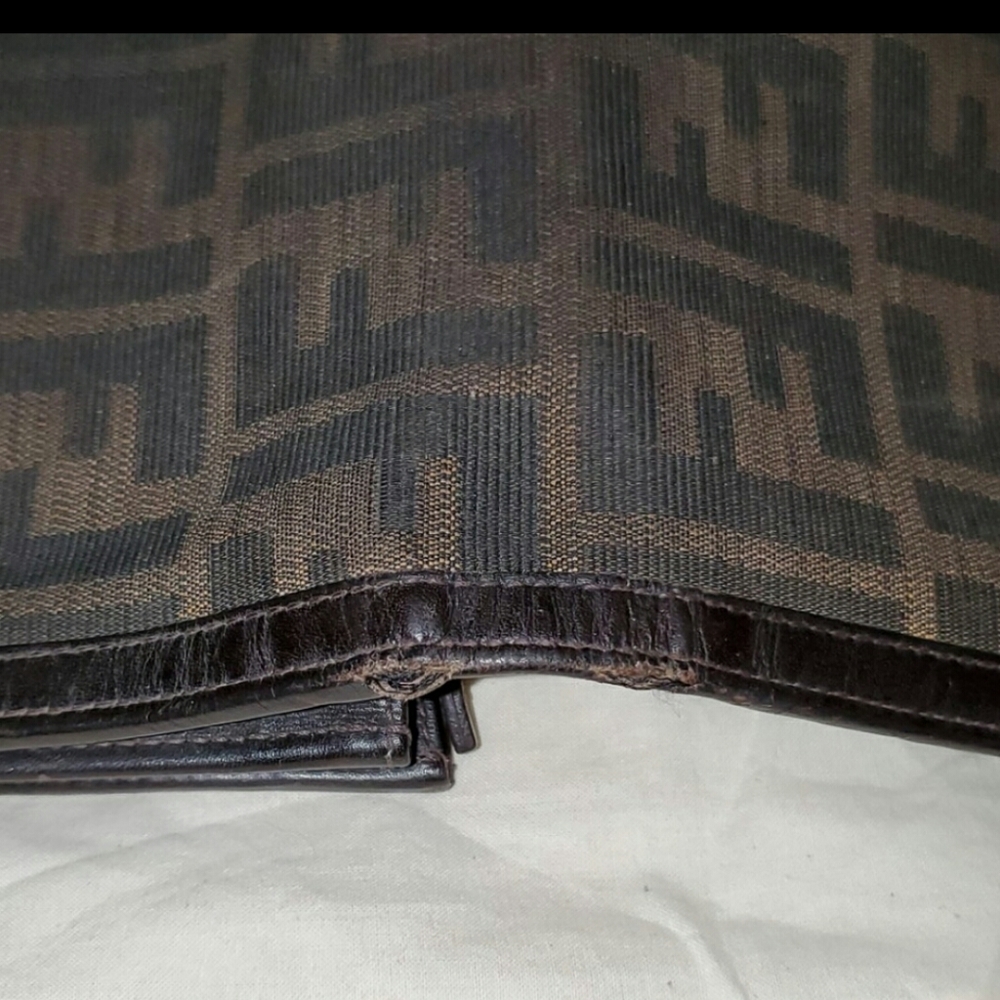 🔥 Fendi wallet 🔥 - Picture 5 of 6